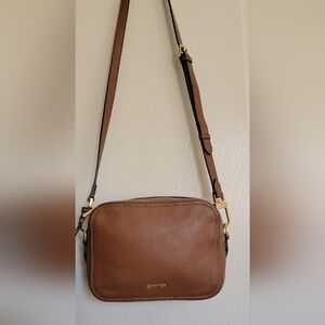 Calvin Klein crossbody EUC
